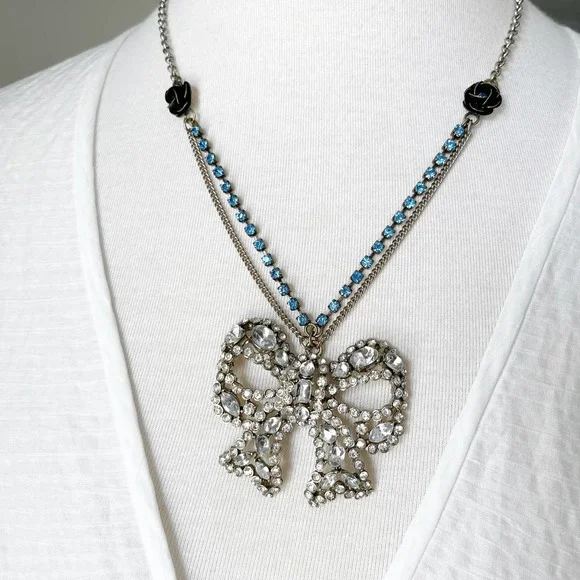 Betsey Johnson Bronze Blue Rhinestone Embellished Bow Statement Necklace - Picture 2 of 5